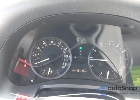 2010 Lexus Is 350C z USA, uszkodzony, nr VIN JTHFE2C27A2502688